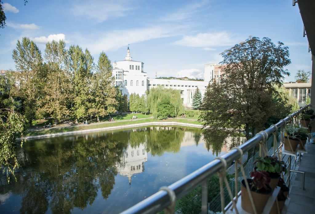 City Central Lviv Hostel Экстерьер фото