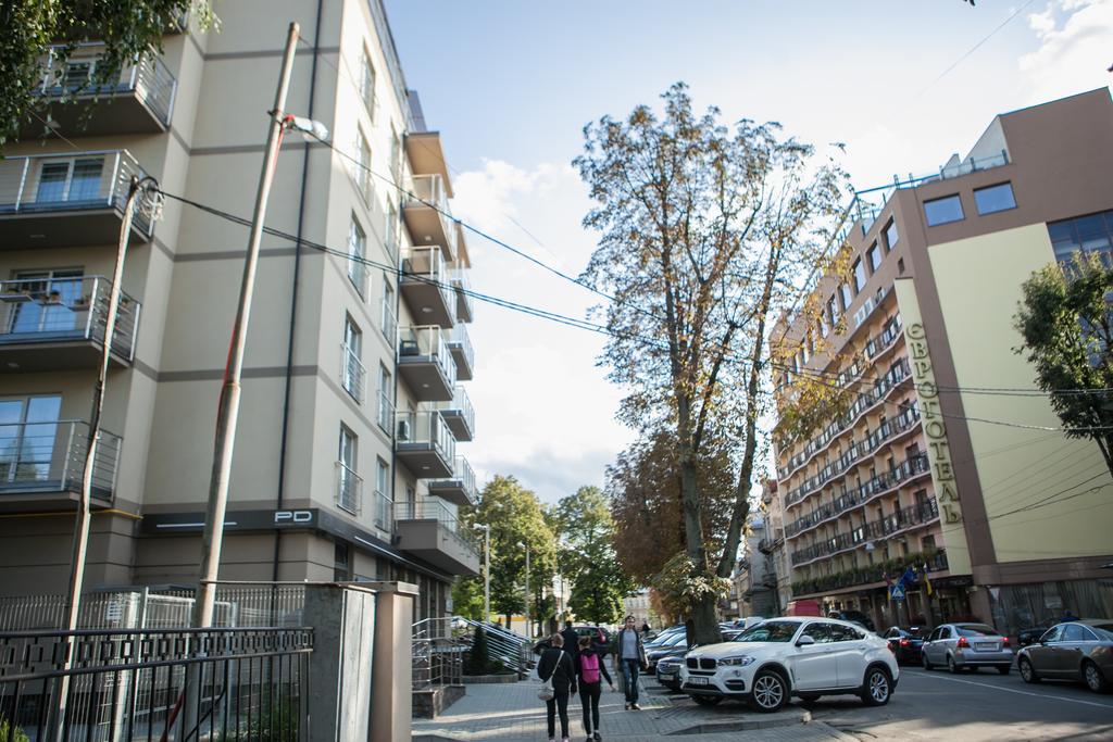 City Central Lviv Hostel Экстерьер фото