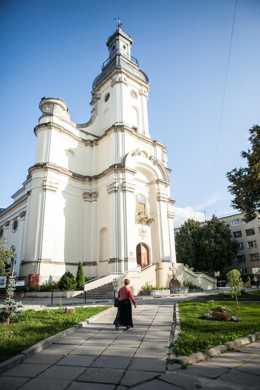 City Central Lviv Hostel Экстерьер фото