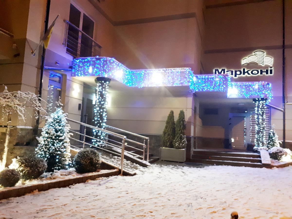 City Central Lviv Hostel Экстерьер фото